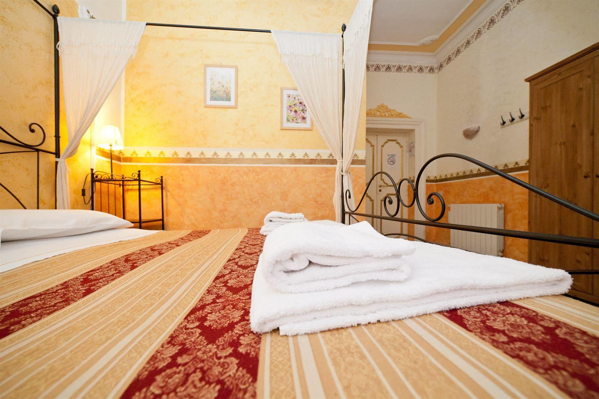 Baldassini Suites Róma Kültér fotó